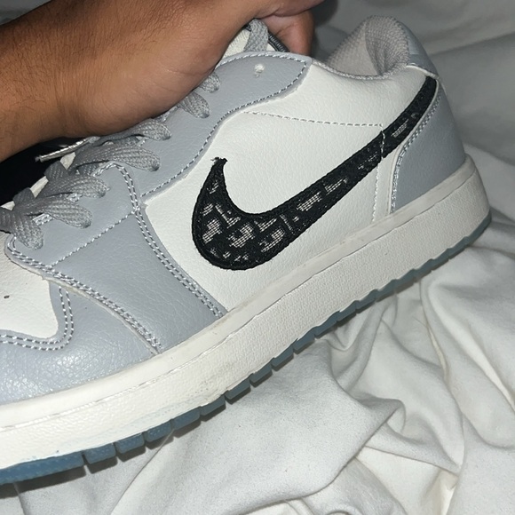 dior dunk lows - Picture 3 of 3